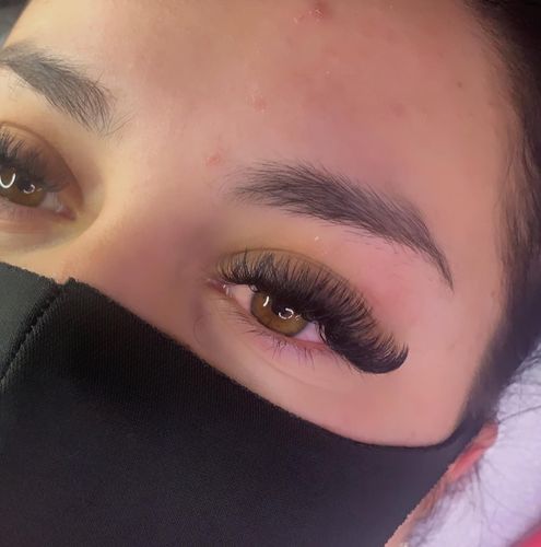 Customer photo review of 0.05 Easy Smart Fan Russian Volume Cashmere Lashes (16 lines)