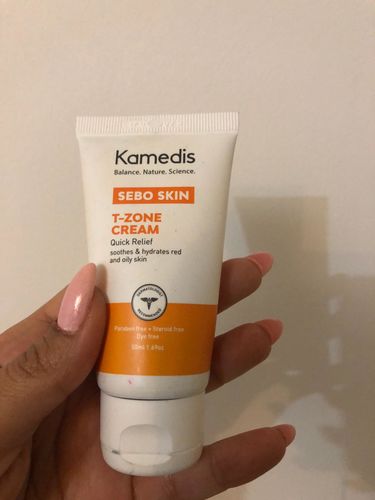 Customer photo review of קרם פנים טיפולי לעור פנים אדמומי, מגורה ומתקלף | SEBO T-ZONE CREAM
