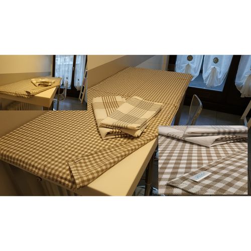 Customer photo review of Tovaglia in Cotone Tinto in Filo Su Misura, Vichy a Quadretti