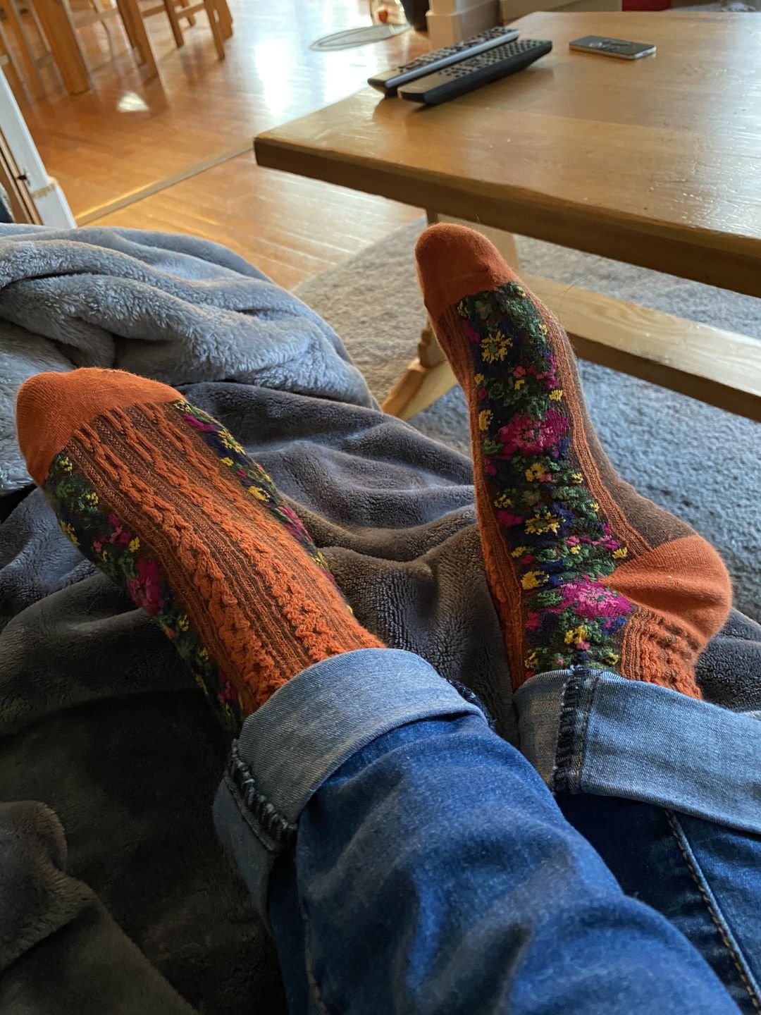Customer photo review of Retro Floral Jacquard Socks