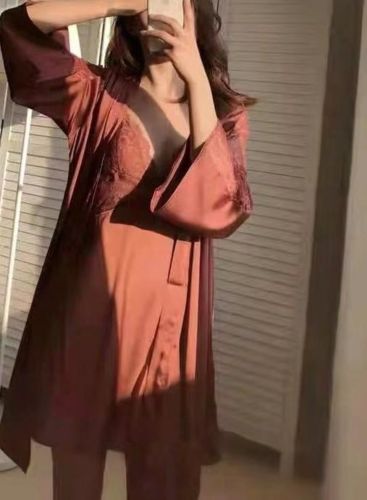 Customer photo review of Kimono Soie & Dentelle - Symphonie