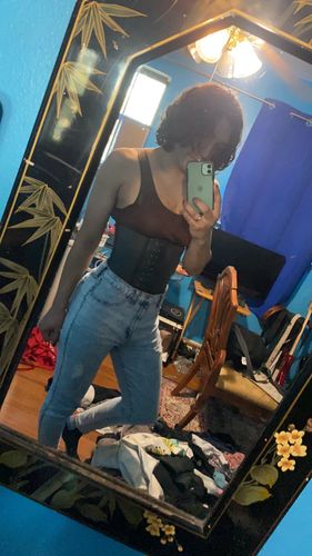 Customer photo review of Classic 1021 Waist Training Cincher with 3 hooks