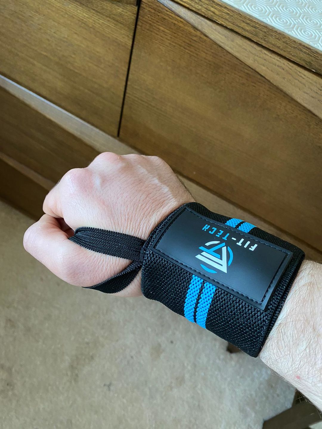 Customer photo review of Fit-Tech Ultimate Support Wrist Straps