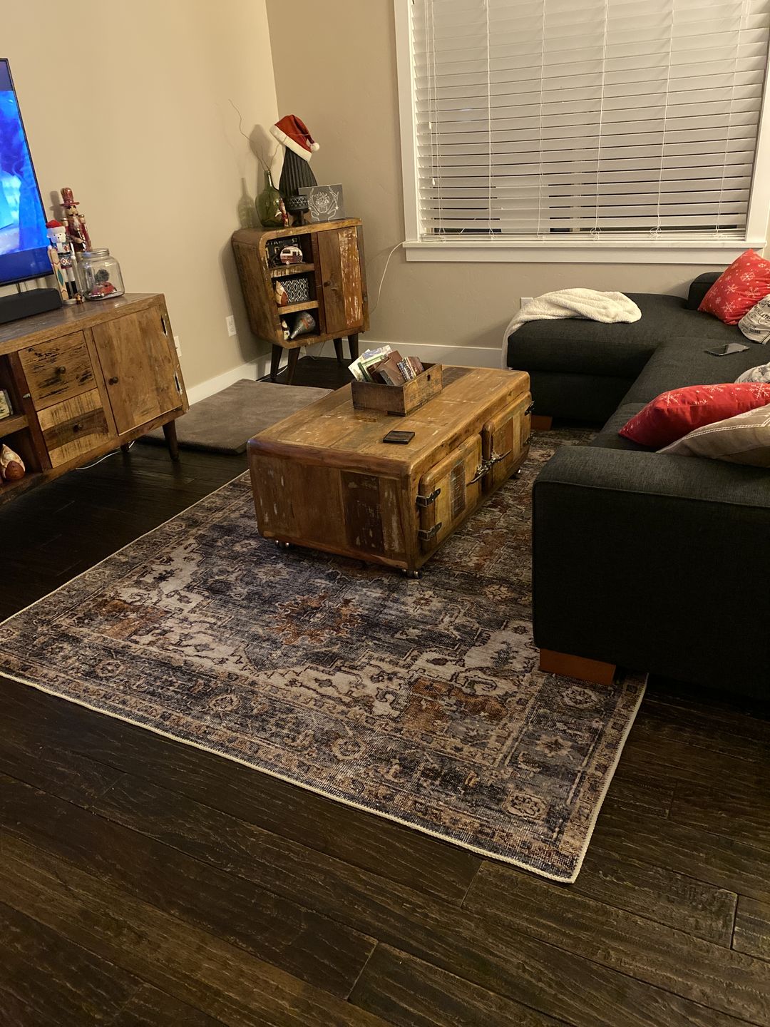 Customer photo review of Distressed Vintage Cezanne Rabbit Gray Inca Gold Area Rug