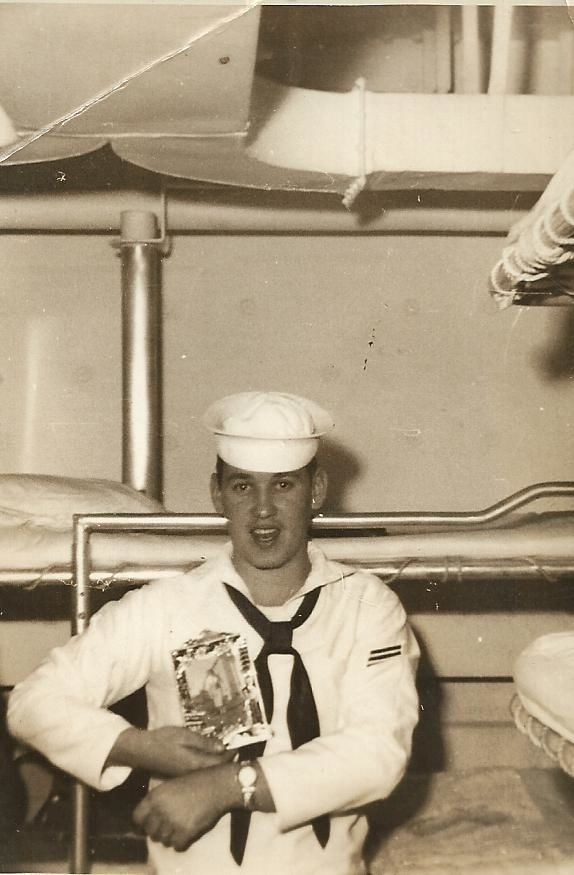Customer photo review of US Navy Veteran Pin