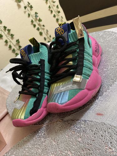 Customer photo review of Knitted Breathable Lace-Up Casual Sneakers