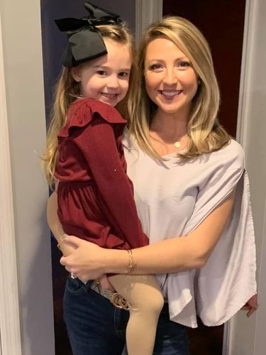 Customer photo review of Katie V-Neck Bowknot Blouse