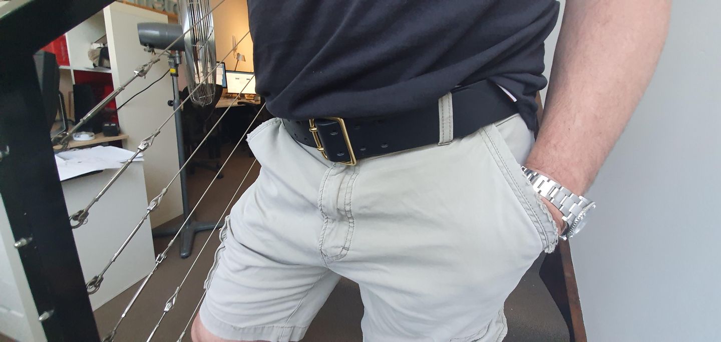 Customer photo review of The Wide Belt