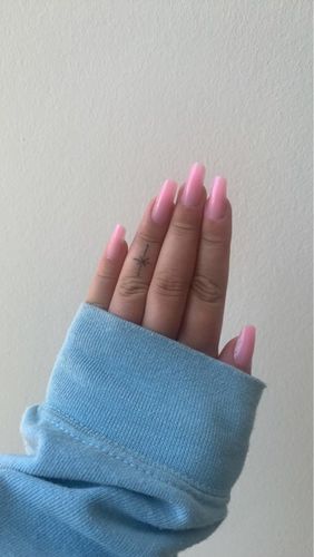 Luara M. review of Salão VIP NailDesign