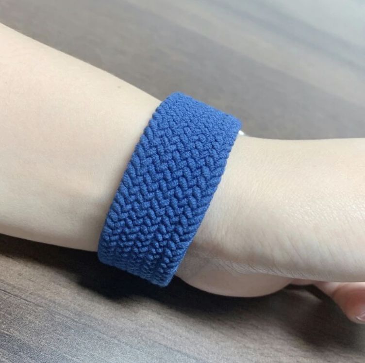 Customer photo review of Nylon Braided Solo Loop Band for Apple Watch
