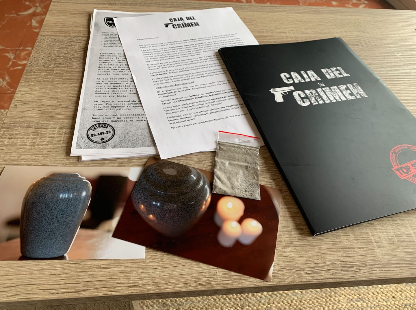 Customer photo review of Combo: Tinta y Cenizas (Analógico)