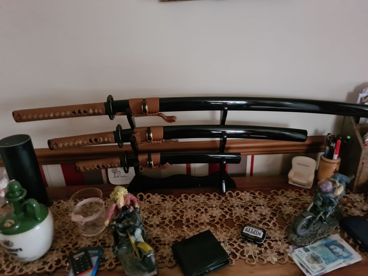 Customer photo review of High Quality Hand Forged Japanese Samurai Sword Set ( Katana + Wakizashi +tanto)