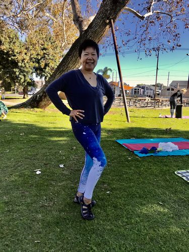 Customer photo review of Silent Night Leggings