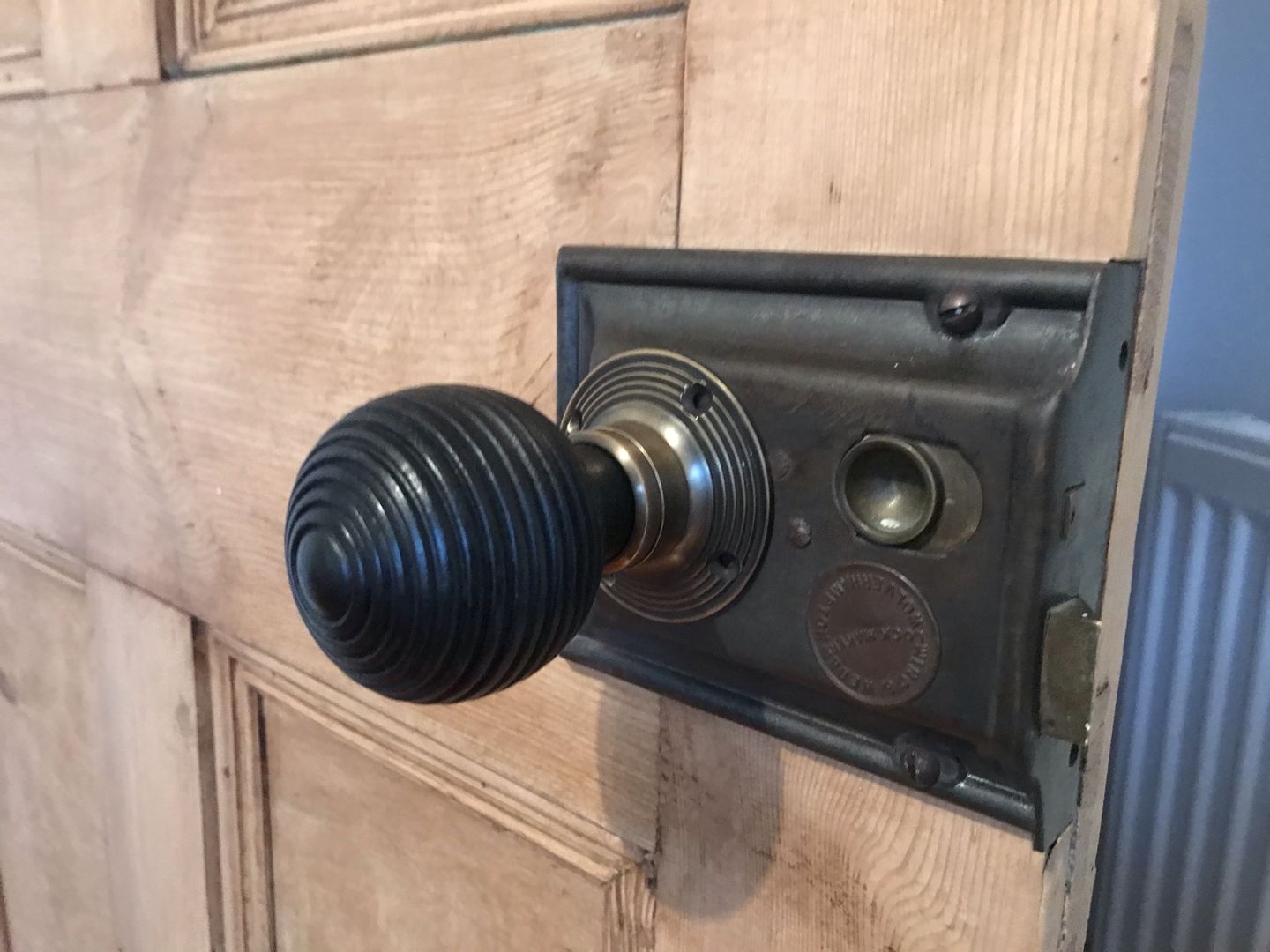 Customer photo review of Beehive Door Knobs Rosewood & Ebonised