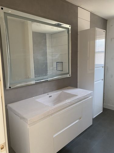 Customer photo review of Saggia Linen Cabinet