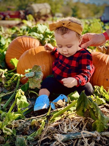 Customer photo review of Ribbed bow headband- mustard