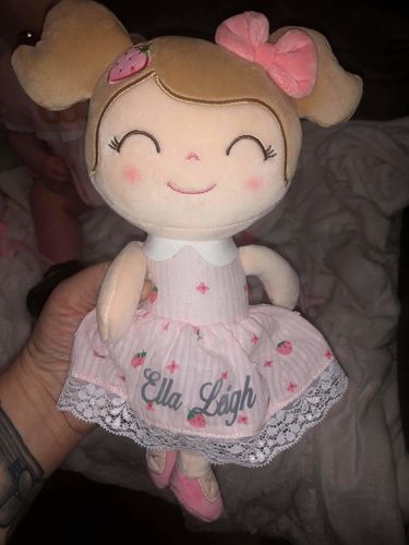Customer photo review of Personalized Leyadoll Doll Backpack (Strawberry) - 2 Skin Tones
