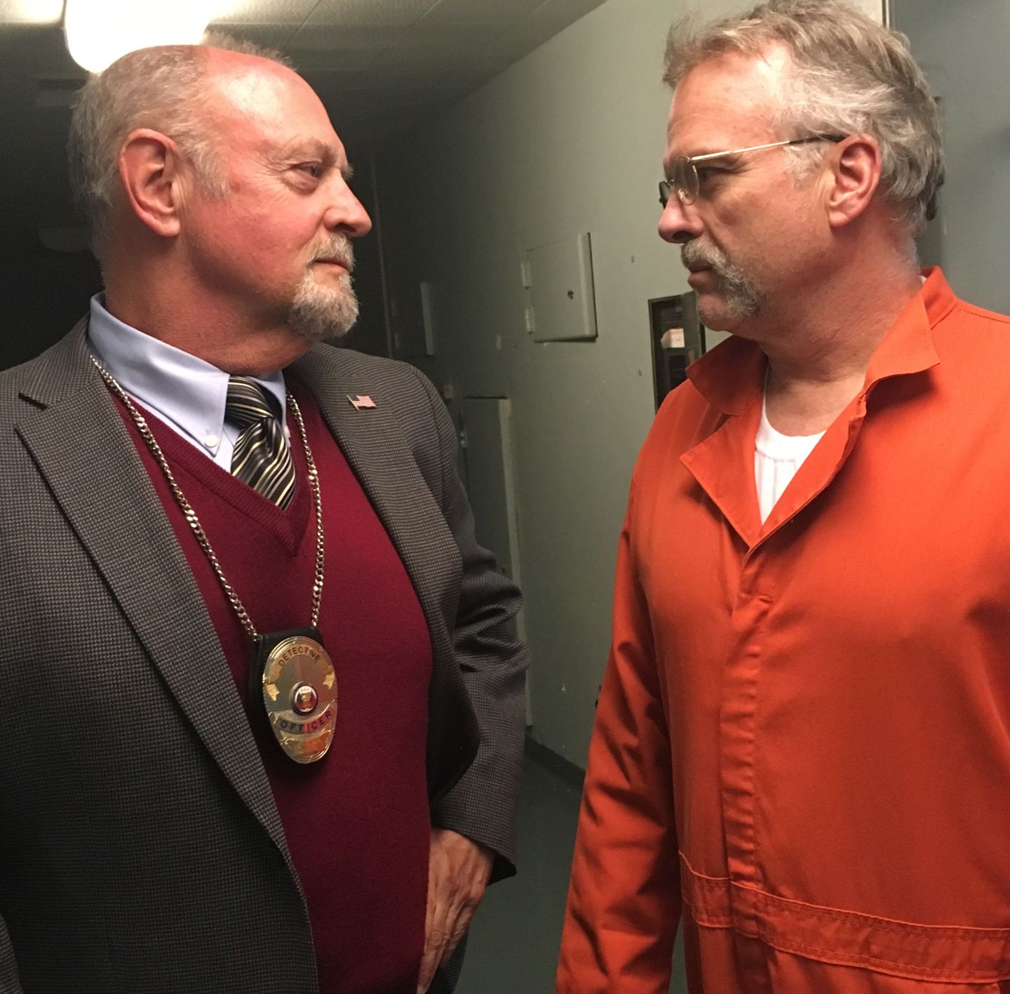 Customer photo review of LAPD Los Angeles Police Detective Badge Solid Copper Replica Movie Props With Number 2516