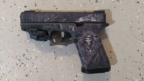 Customer photo review of Glock 19 Gen3 Decal Grip - Grim Reaper