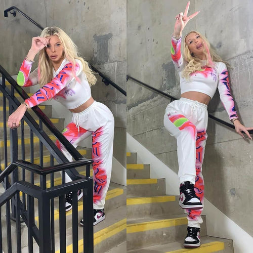 Customer photo review of Fashion Casual Regular Print Slim Two Pieces