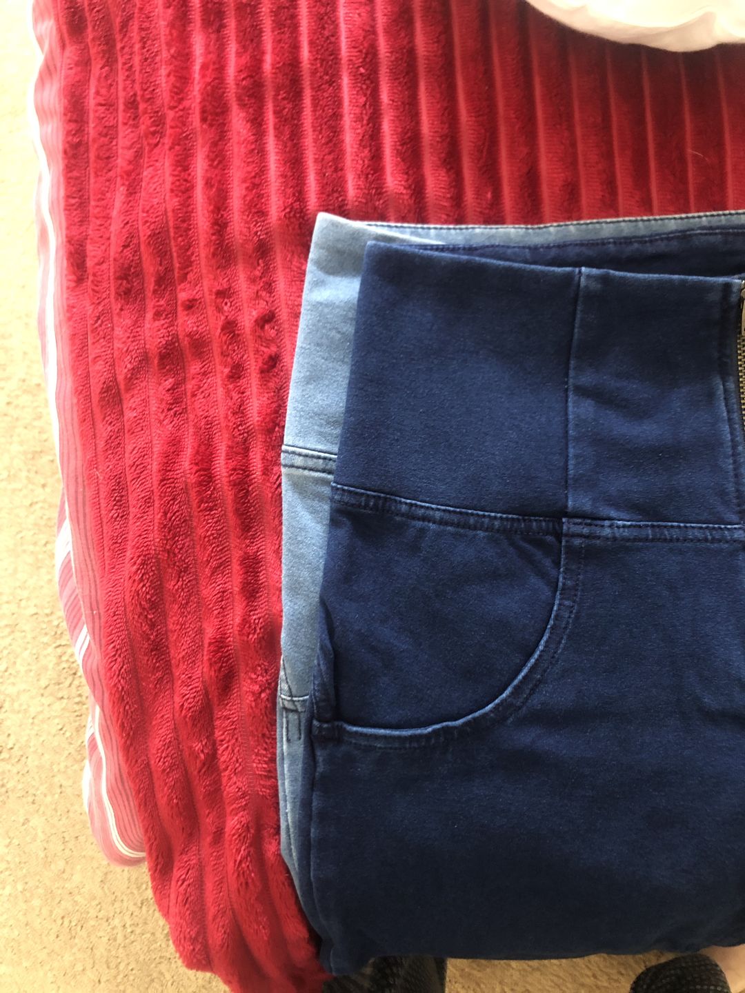 Customer photo review of High waist Butt lifting Jeggings - Black