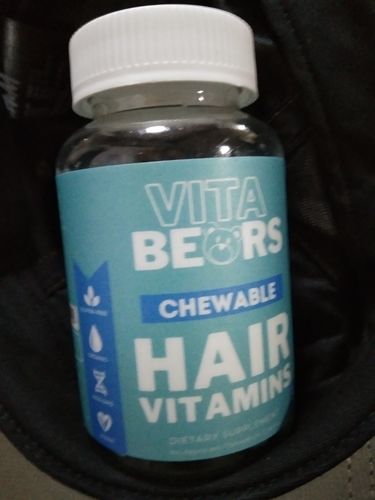 Customer photo review of Hair Vitamin Gummies