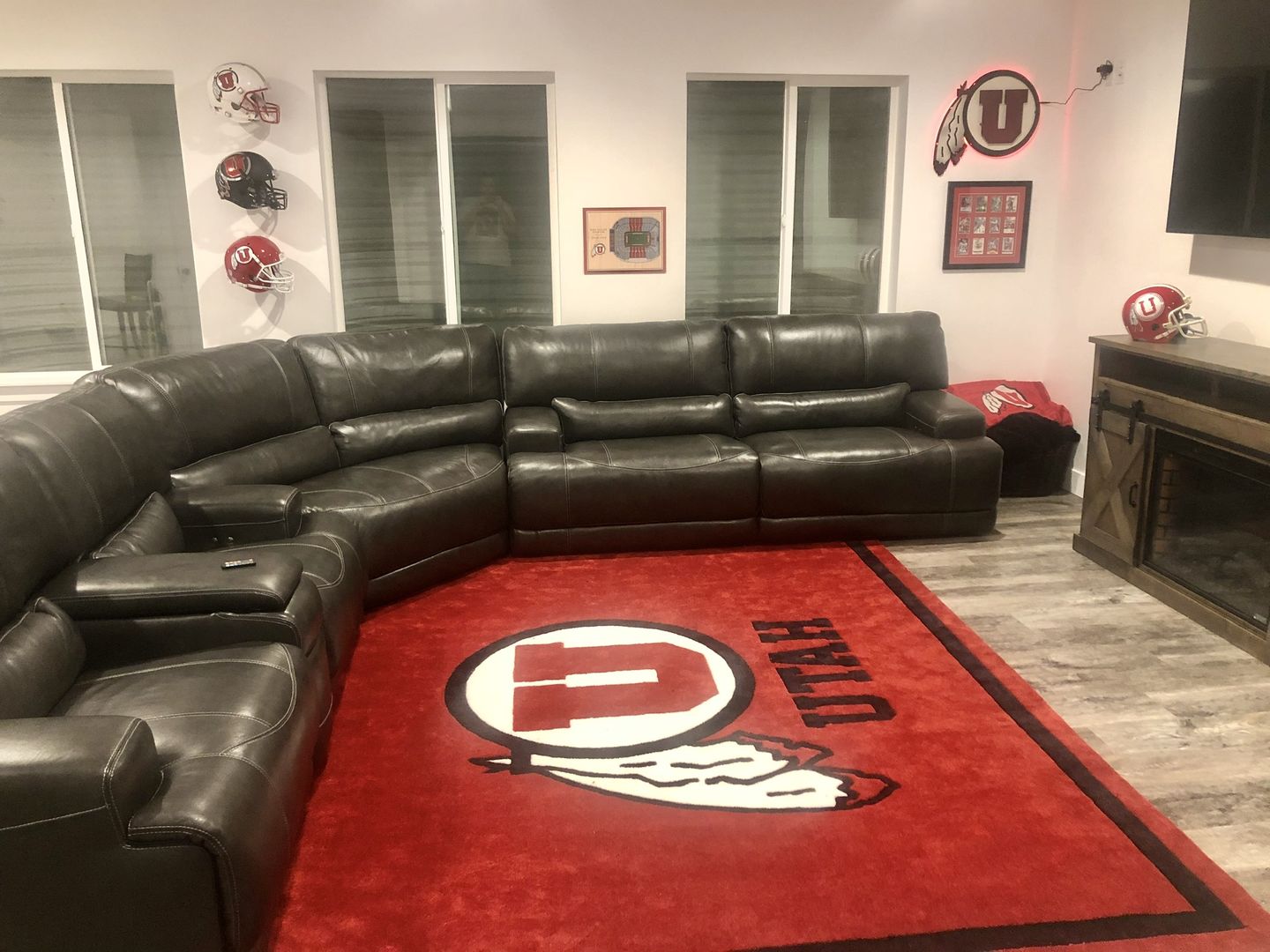 Customer photo review of University of Utah 3D Vintage Metal Art 23" x 21"