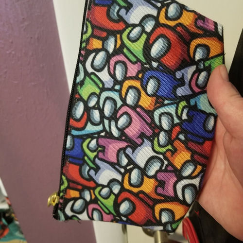 Customer photo review of Among Us Girl Accessory Pouch