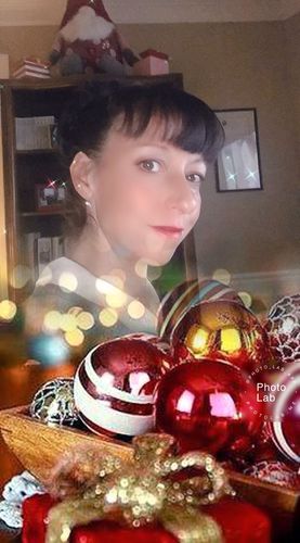 Customer photo review of JuvaBun Messy Bun