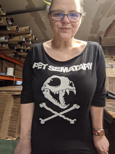 Customer photo review of PRE-ORDER - Pet Sematary Animal Skull and Cross Bones T-Shirt - Vixen by Micheline Pitt