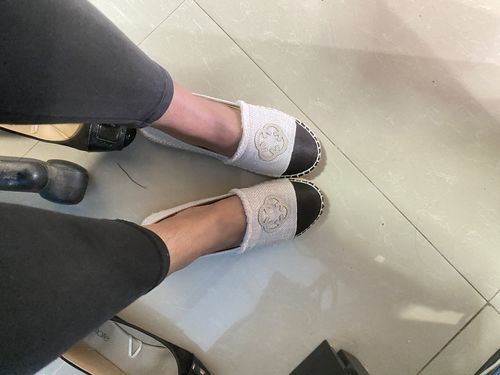 Customer photo review of Salix Flat Loafers