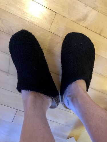 Customer photo review of Faux fur clogs