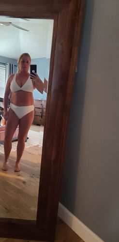 Customer photo review of Anne Cole - Textured Twist Front Bikini Swim Top