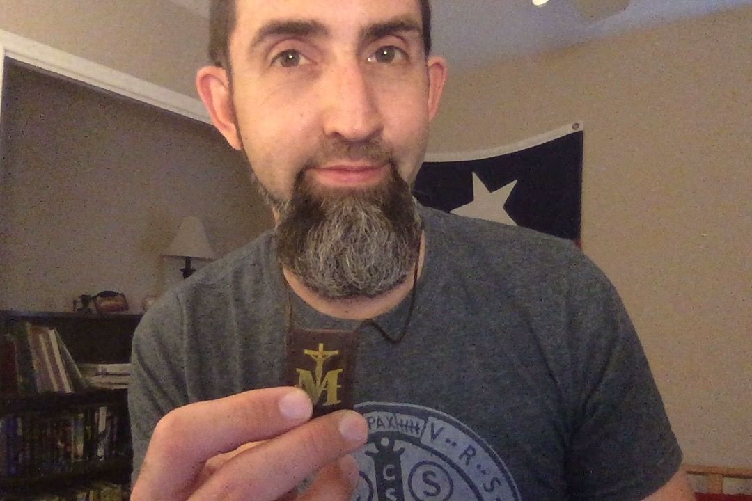 Customer photo review of Premium Brown Scapular, Brown & Gold (Mini)