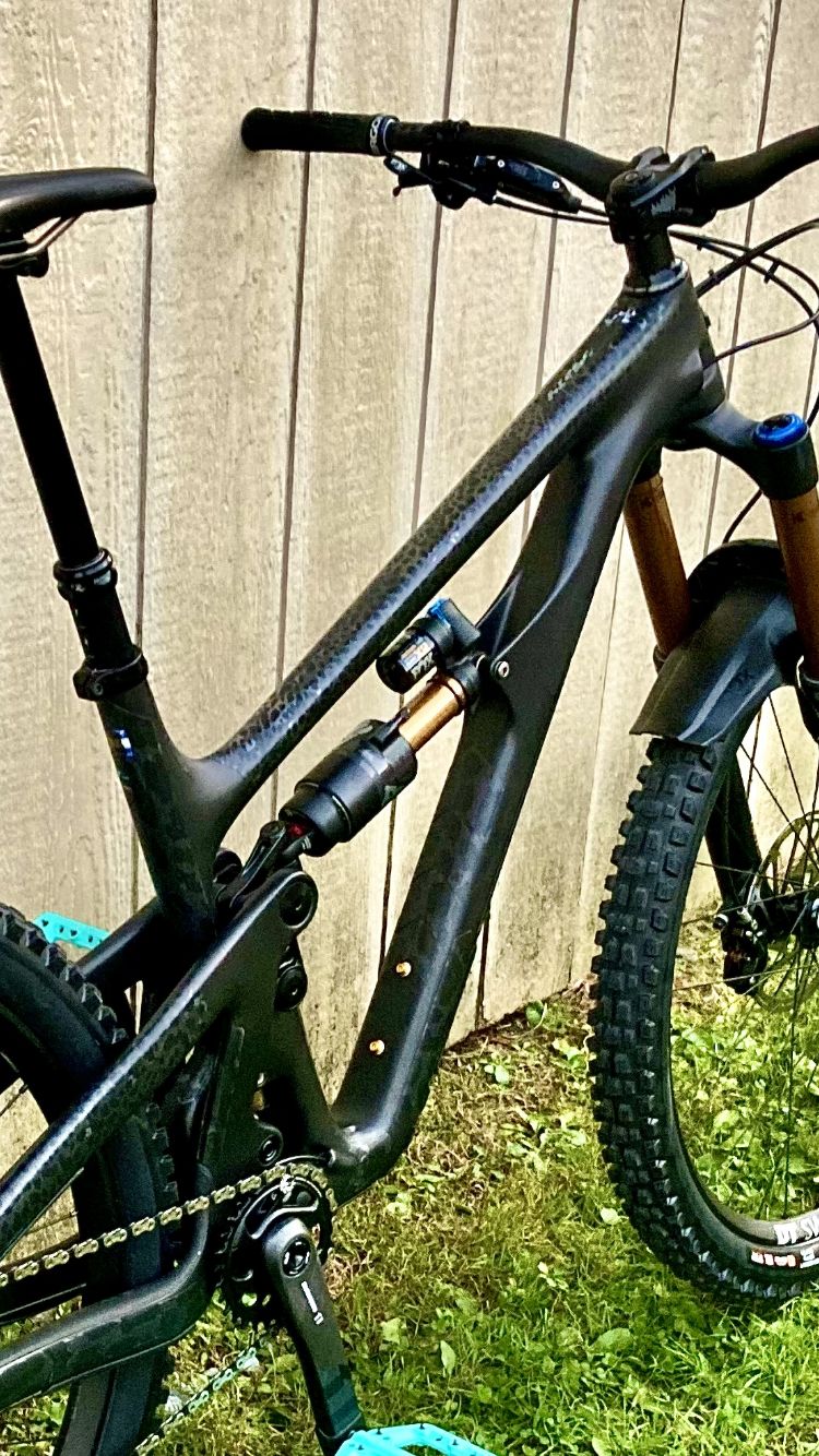 Customer photo review of Cheetah Frame Keeper