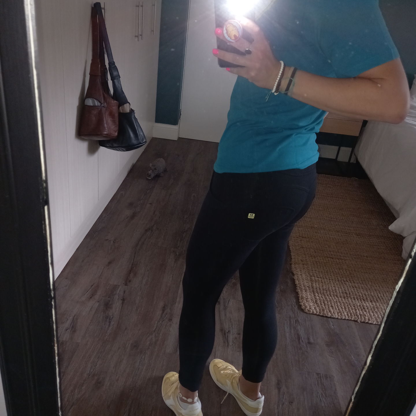 Customer photo review of High waist Butt lifting Jeggings - Black