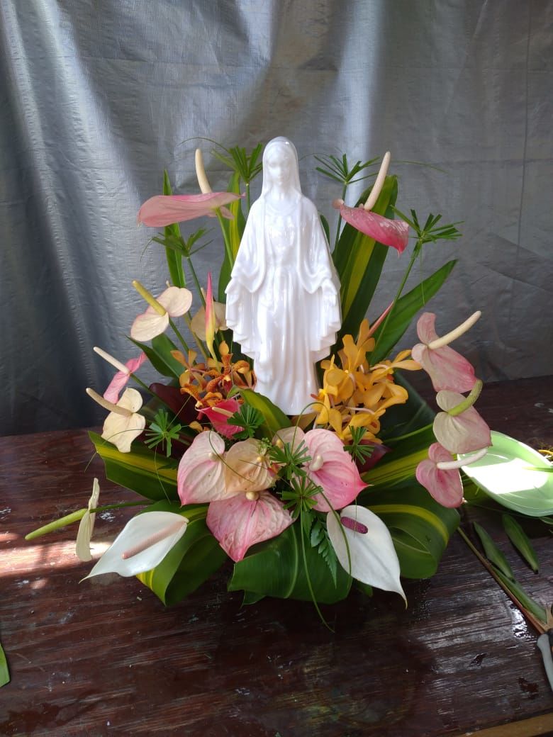 Customer photo review of Eternal Light Blessed Mary
