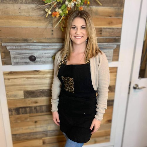 Customer photo review of Leopard Two Tone Apron
