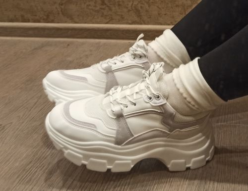 Customer photo review of Carina 1.0 Sneakers