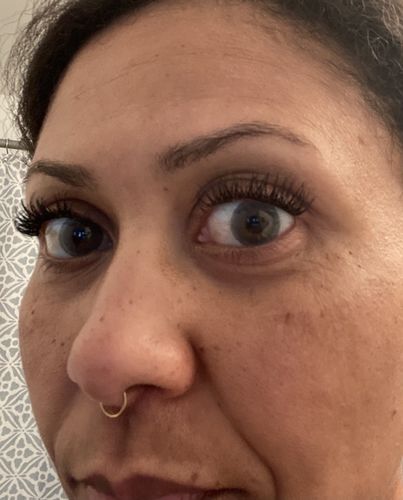 Customer photo review of Natural Quartzo Contact Lenses