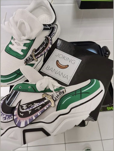 Customer photo review of Sneaker One Piece - Roronoa Zoro Basse (Vert)