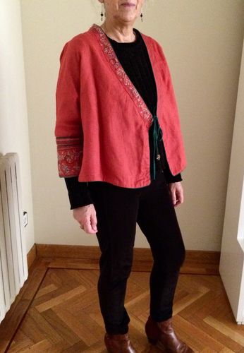 Customer photo review of Spring Embroidery Lace-up Cardigan Coat