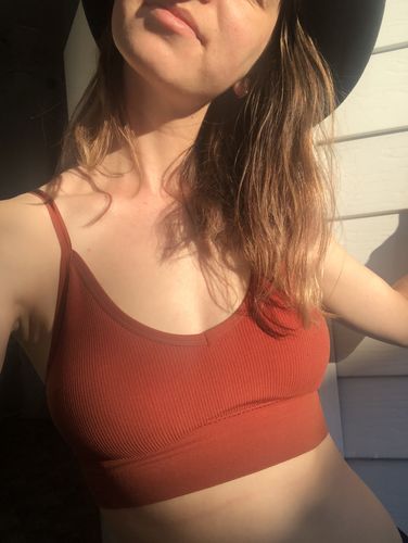 Customer photo review of Ultimate Versatile Seamless Bra/Bralette