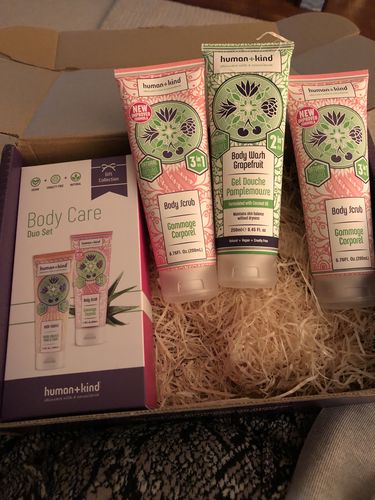 Customer photo review of Shower Mousse Grapefruit Delight (UK & Ireland Only)