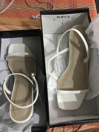 Customer photo review of Pria White