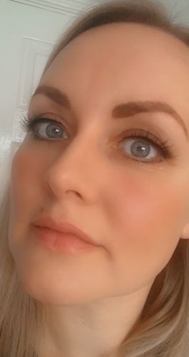 Customer photo review of Sapphire Magnetic Eyelashes and Eyeliner Kit