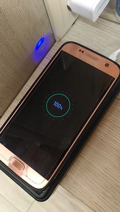 Customer photo review of Ultimate Wireless Waterproof Solar Powerbank 50,000 mAh