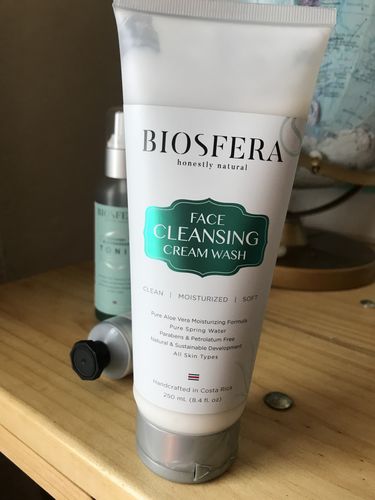 Customer photo review of Face Cleansing Cream Wash