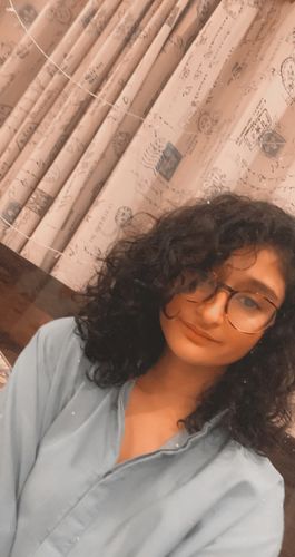 Customer photo review of Hair Growth & Anti-Frizz Oil