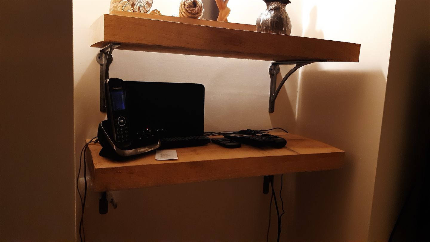 Customer photo review of 10 Inch Ironbridge Cast Iron Shelf Bracket